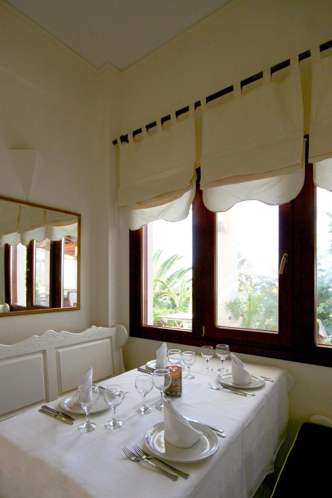 Clara Resort Pétra Extérieur photo